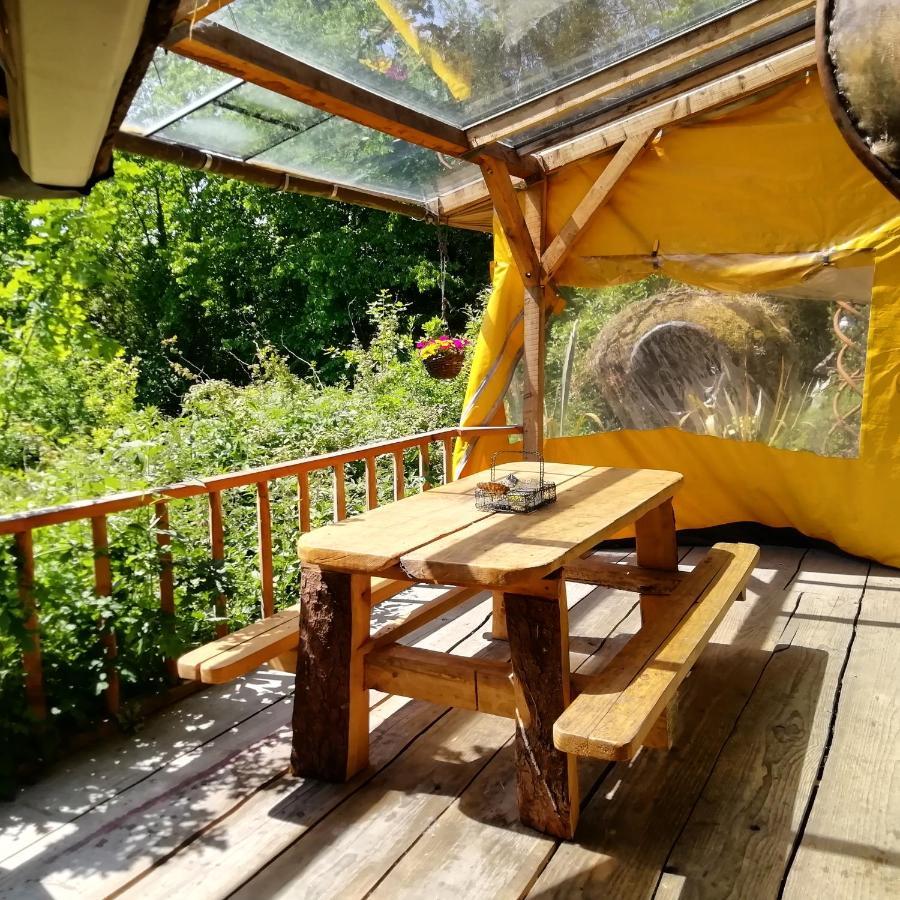 Truck & Pod Creative Nature Retreat. Bantry Exterior foto